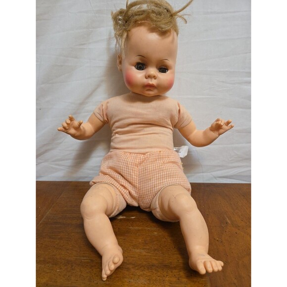 Horsman Doll VINTAGE 18" Drink Wet Composition Rubber 1976 Vintage #8976 - Picture 1 of 7